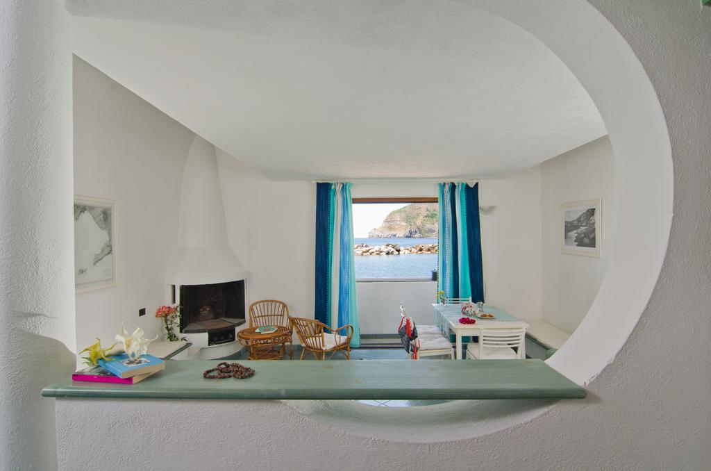 Appartamenti Le Pleiadi - Sant'Angelo D'Ischia Room photo