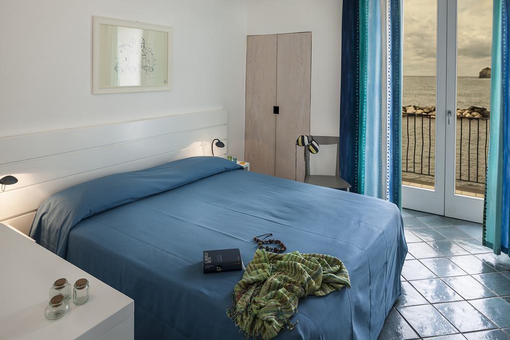Appartamenti Le Pleiadi - Sant'Angelo D'Ischia Room photo